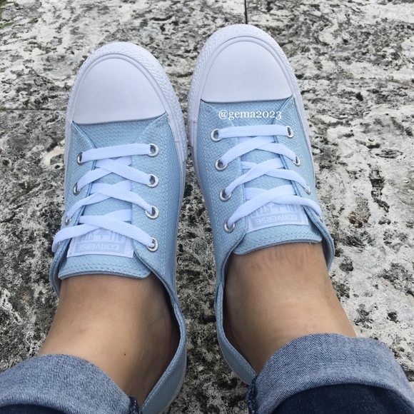 converse coral ox